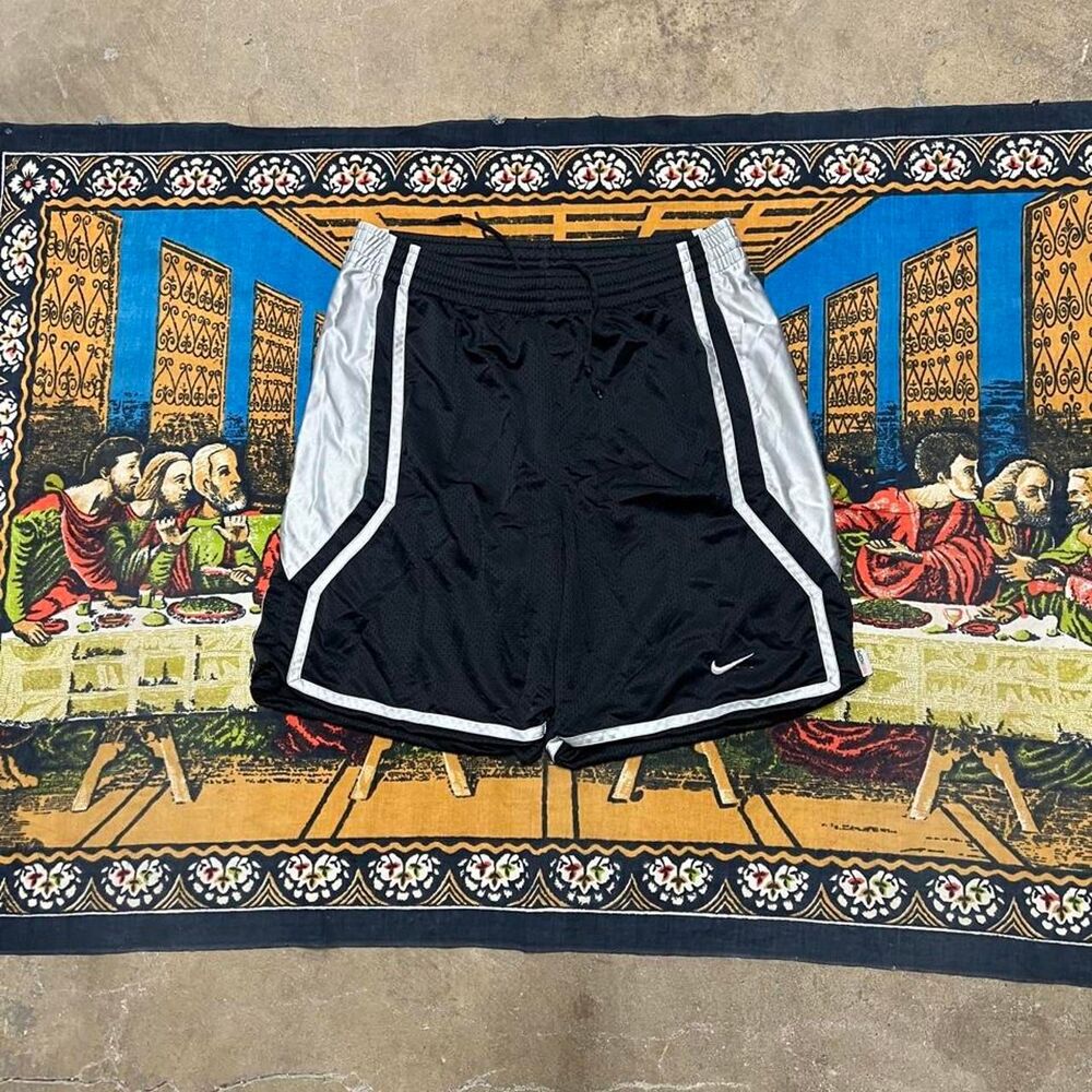 Black Nike basketball shorts Size XL 10"inseam shiny satin mesh dazzle y2k baggy